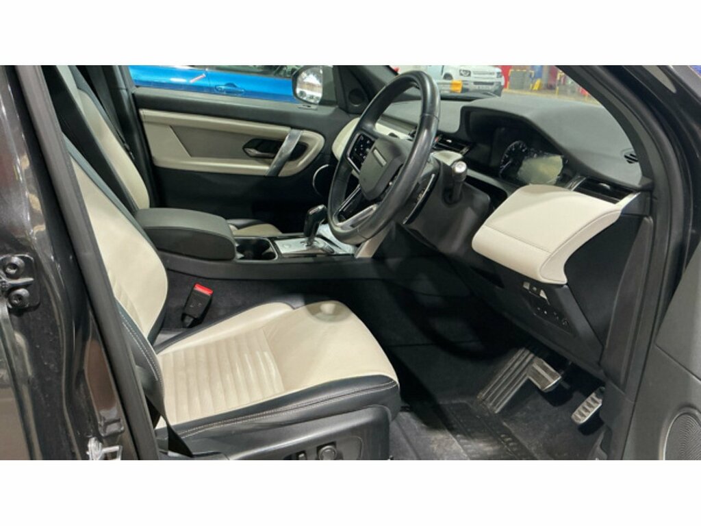 Land Rover Discovery Sport P300e Urban Edition VF23KWO Grey #3
