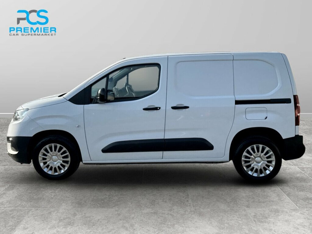 Toyota Proace City Bluehdi Icon DN23VYV White #5