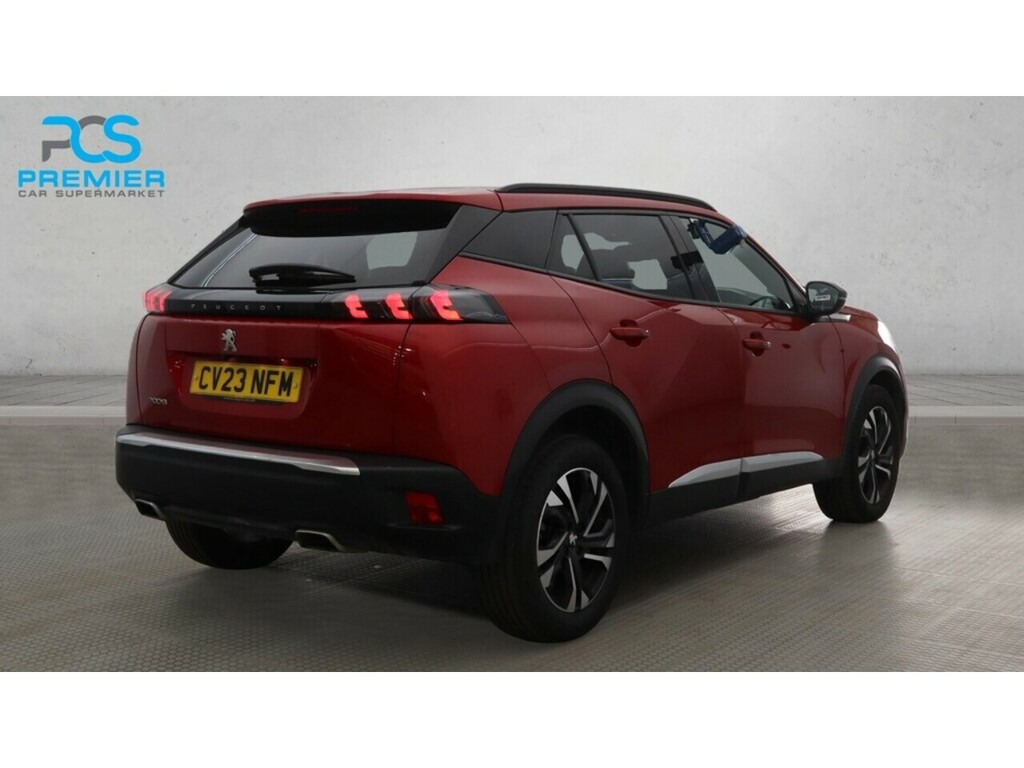 Peugeot 2008 Puretech Allure Premium Red #4