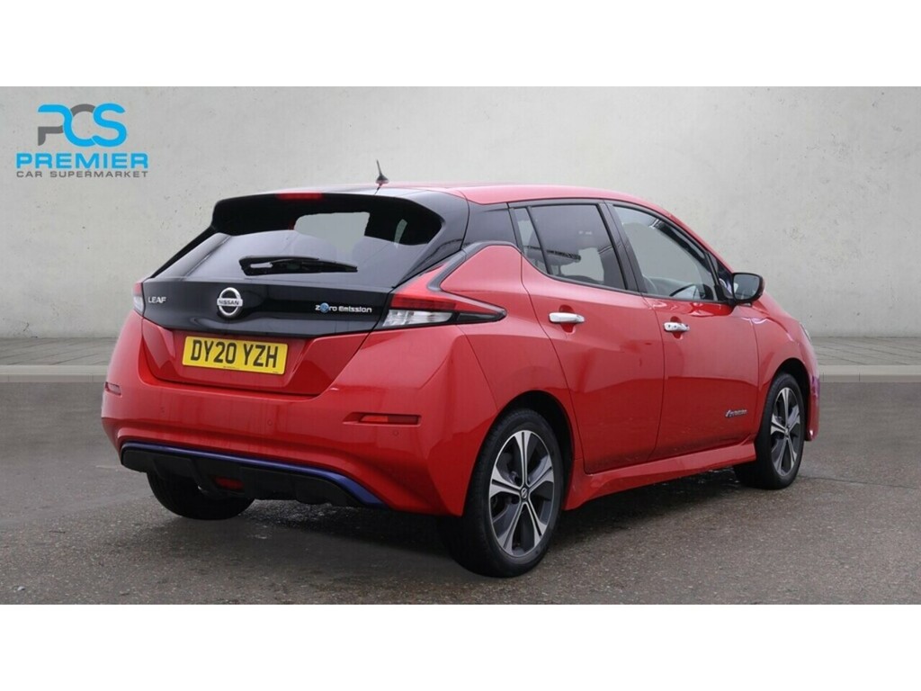 Nissan Leaf E Tekna Red #4