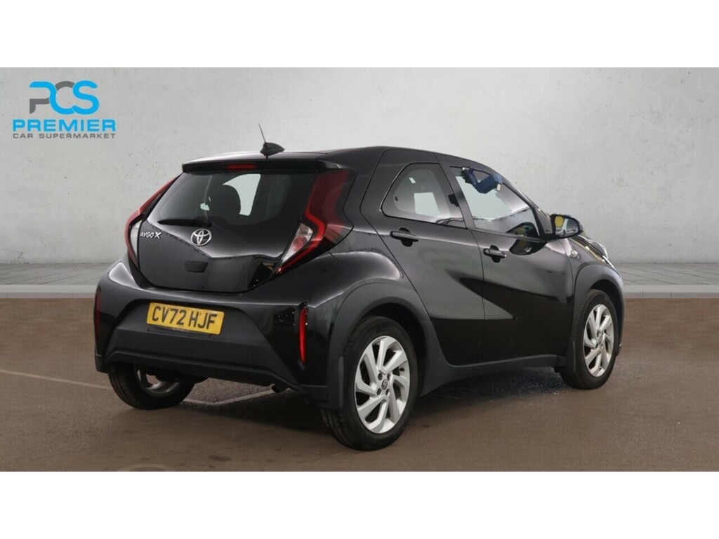 Toyota Aygo X Vvt-i Pure Black #4