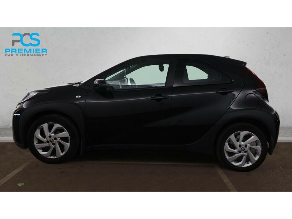 Toyota Aygo X Vvt-i Pure Black #6