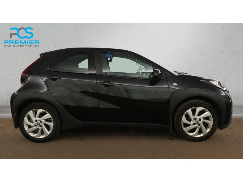 Toyota Aygo X Vvt-i Pure Black #5