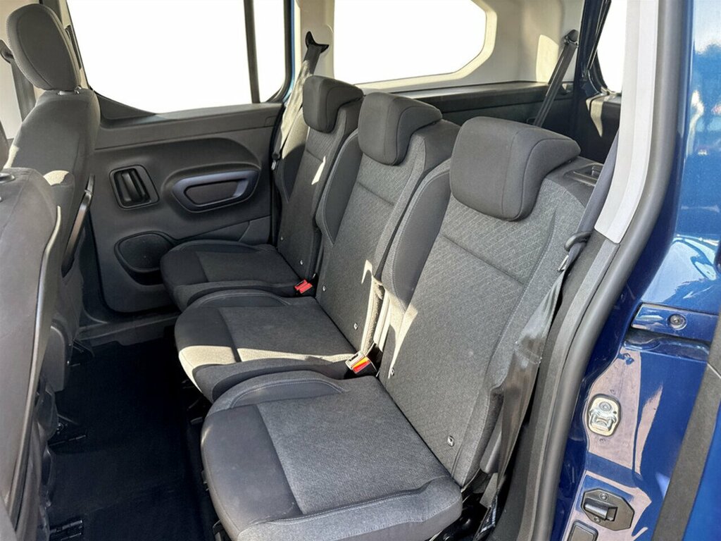 Peugeot e-Rifter 100Kw Allure Premium 50Kwh Grey #28