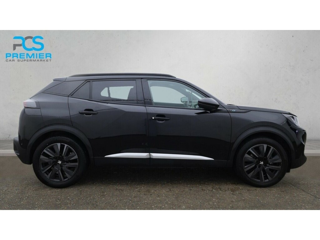 Peugeot e-2008 Gt Premium Black #2