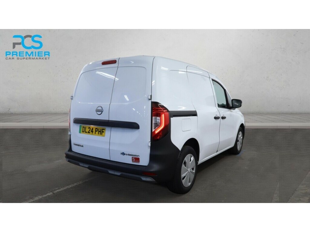 Nissan TOWNSTAR Acenta White #6