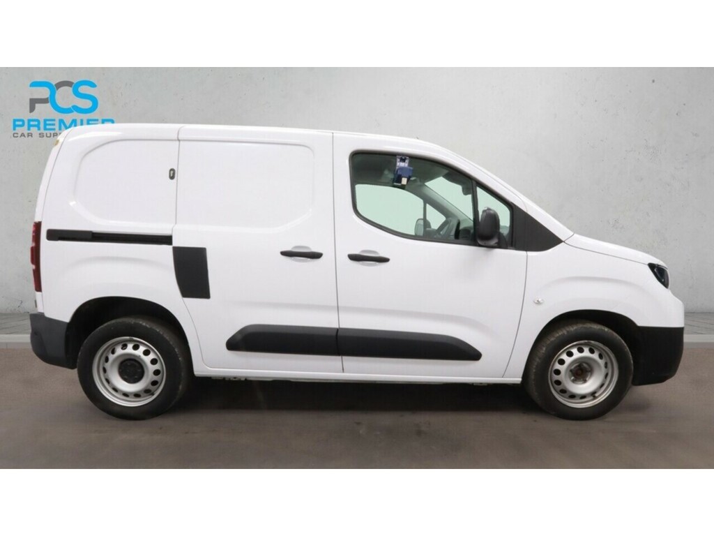Toyota Proace City Bluehdi Active White #2