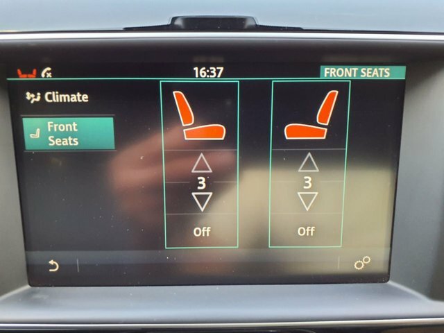 Jaguar XE 2.0D Portfolio Euro 6 Ss 201717 Red #16