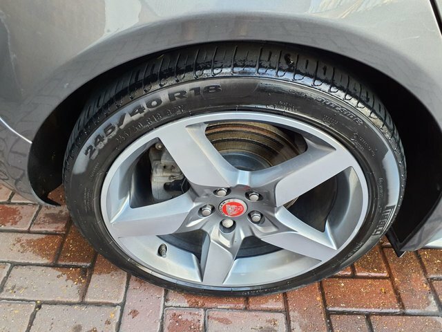Jaguar XE 2.0D Portfolio Euro 6 Ss 201717 Red #21