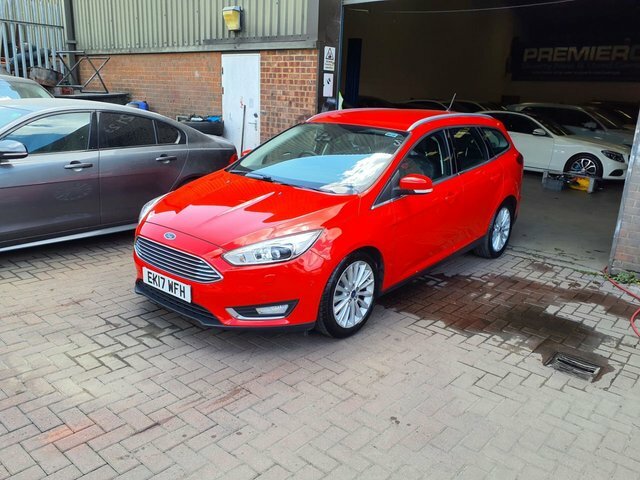 Ford Focus 1.5 Tdci Titanium X Estate Powershift E Red #3