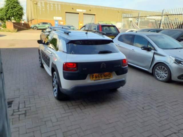 Citroen C4 Cactus 1.2 Puretech Flair Edition Hatchback Ma White #6