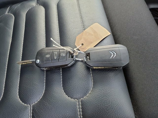 Citroen C4 Cactus 1.6 Turbo Blue Hdi, Feel Edition, 5Dr, Grey #16