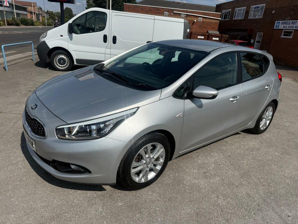 Kia Ceed Hatchback 1.4 Vr7 Euro 5 201564 Silver