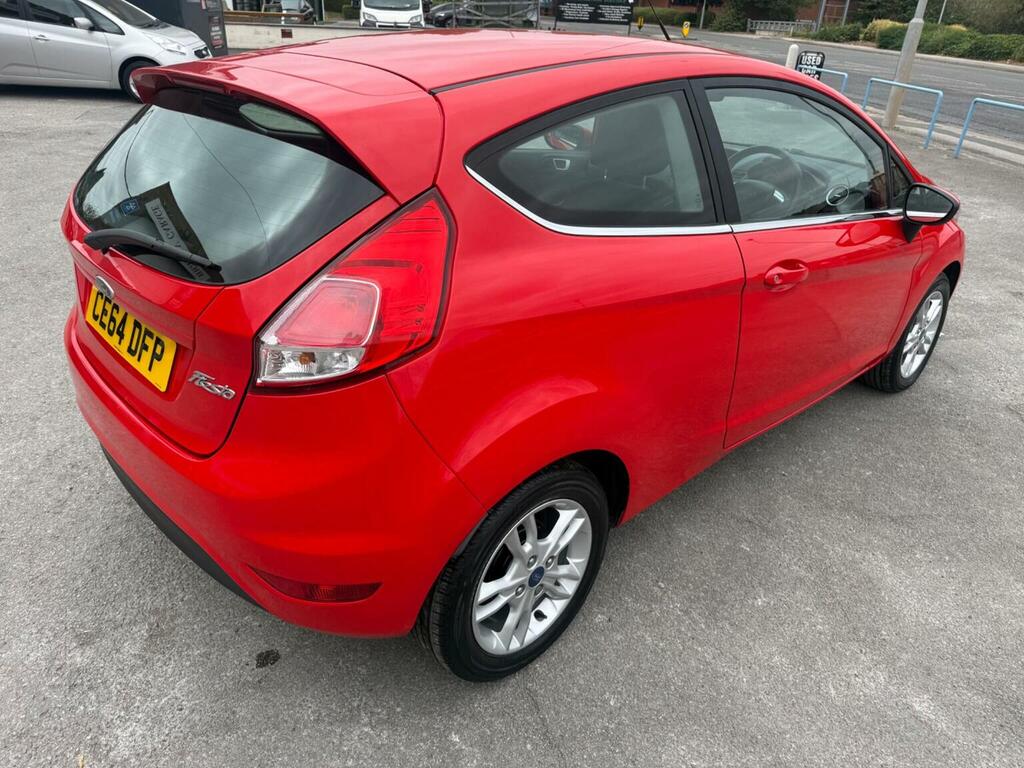 Ford Fiesta Hatchback 1.25 Zetec Euro 5 201464 Red #4