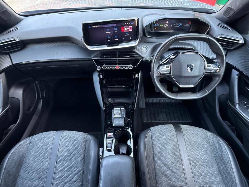 Peugeot e-2008 115Kw Allure 54Kwh Grey #6