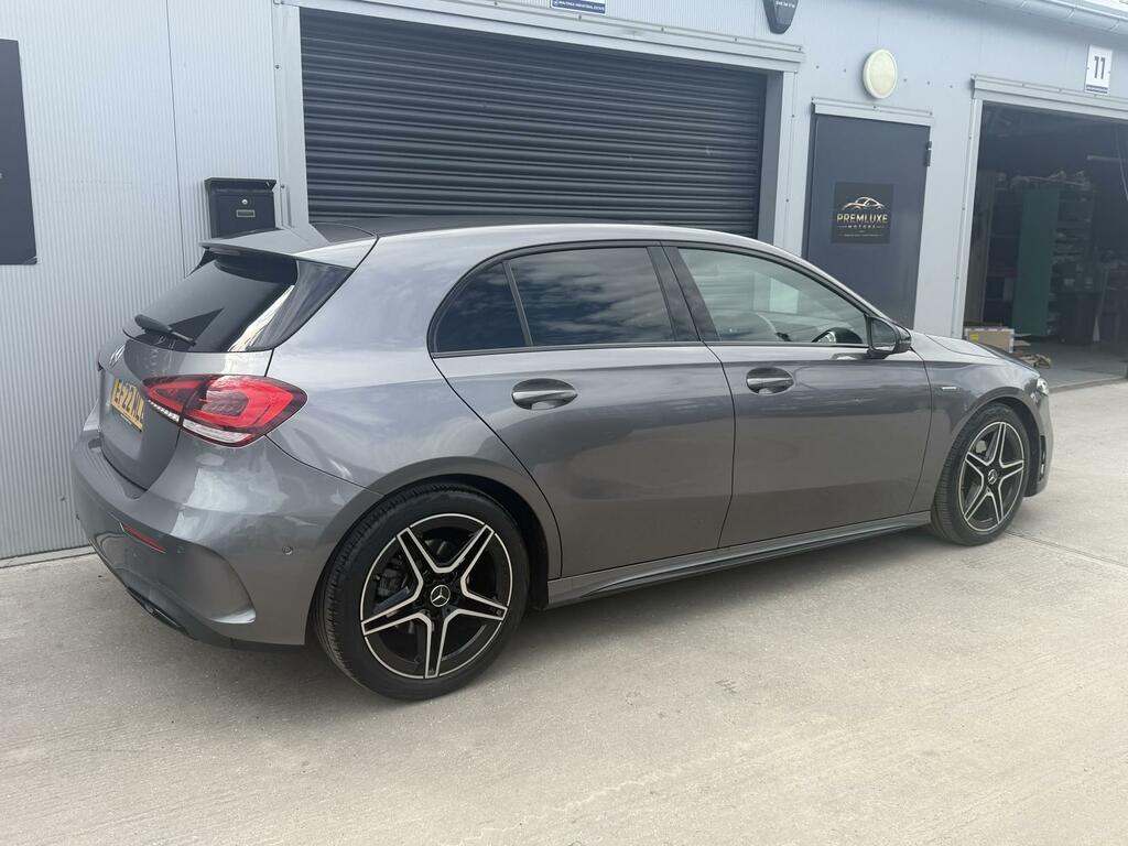 Mercedes-Benz A Class 1.3 A200 Amg Line Edition Executive 7G-dct Euro White #2