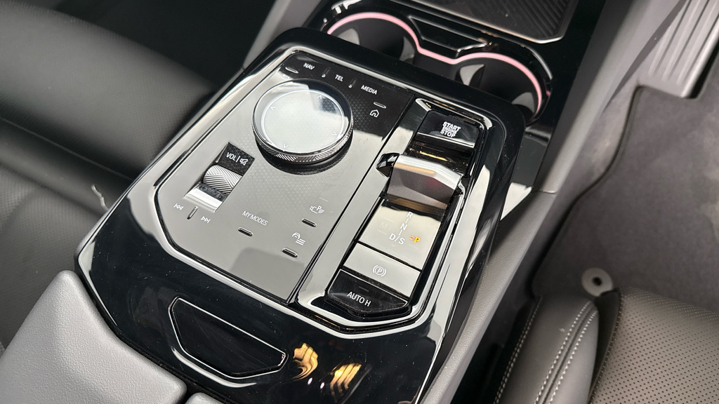 BMW 5 Series 520I M Sport Pro Black #10