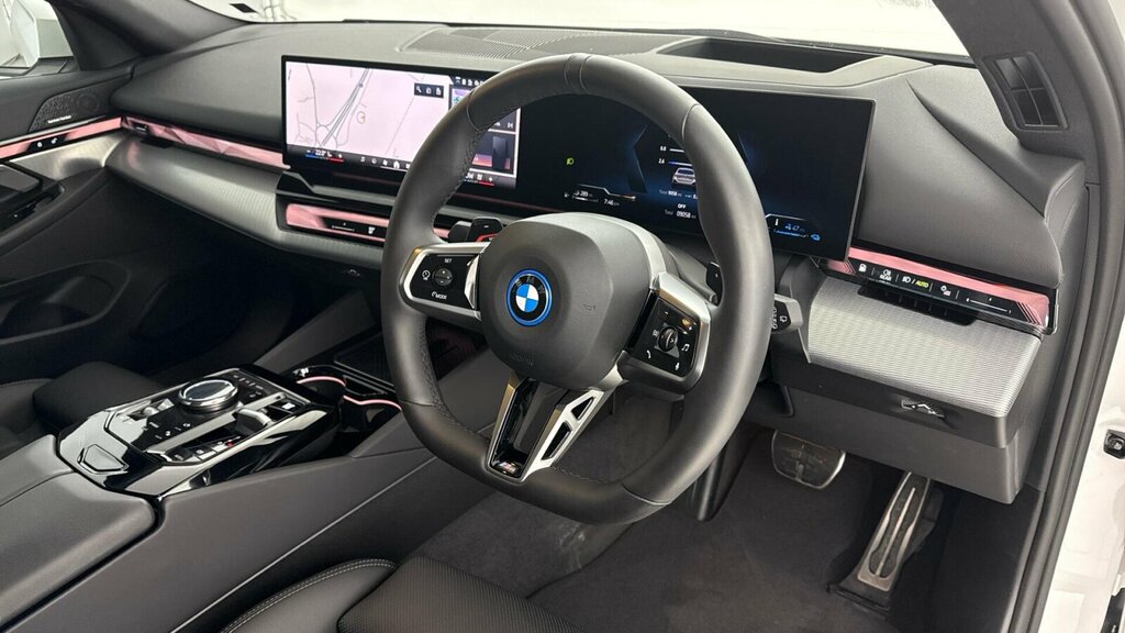 BMW 5 Series 530E M Sport Touring White #6