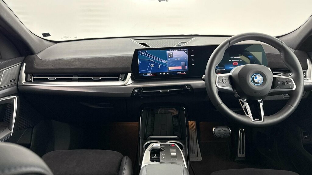 BMW iX2 Ix2 Edrive20 M Sport Red #4