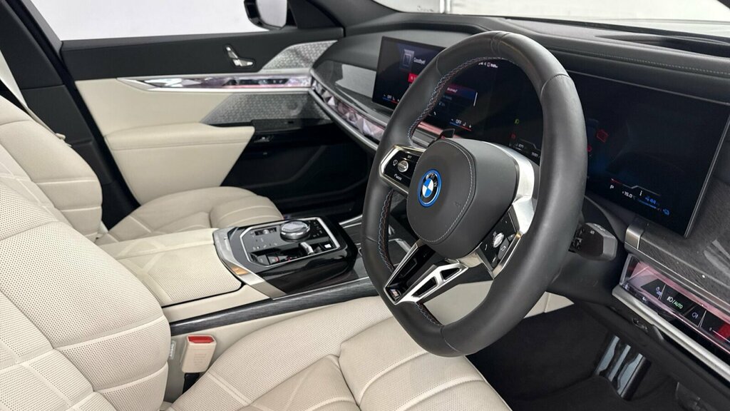 BMW 7 Series M760e Xdrive YA25KDJ Black #6