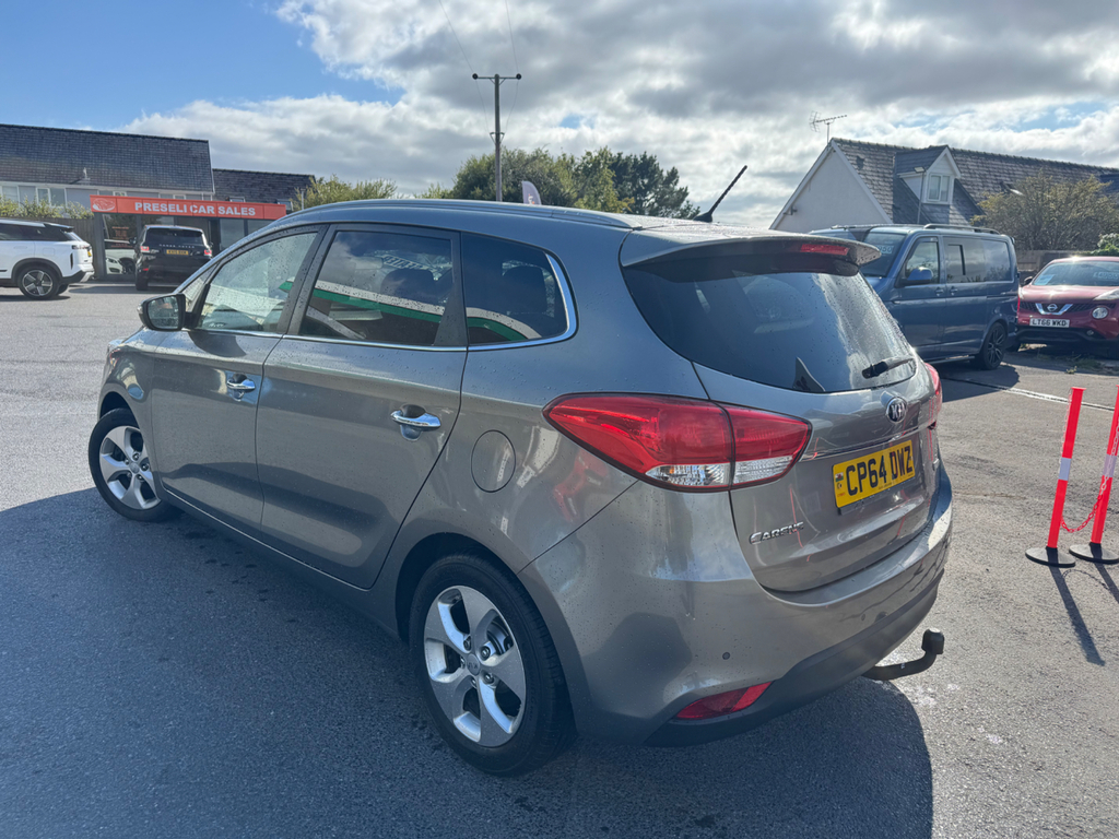 Kia Carens 2 Ecodynamics 7 Seats 1.6I  #2