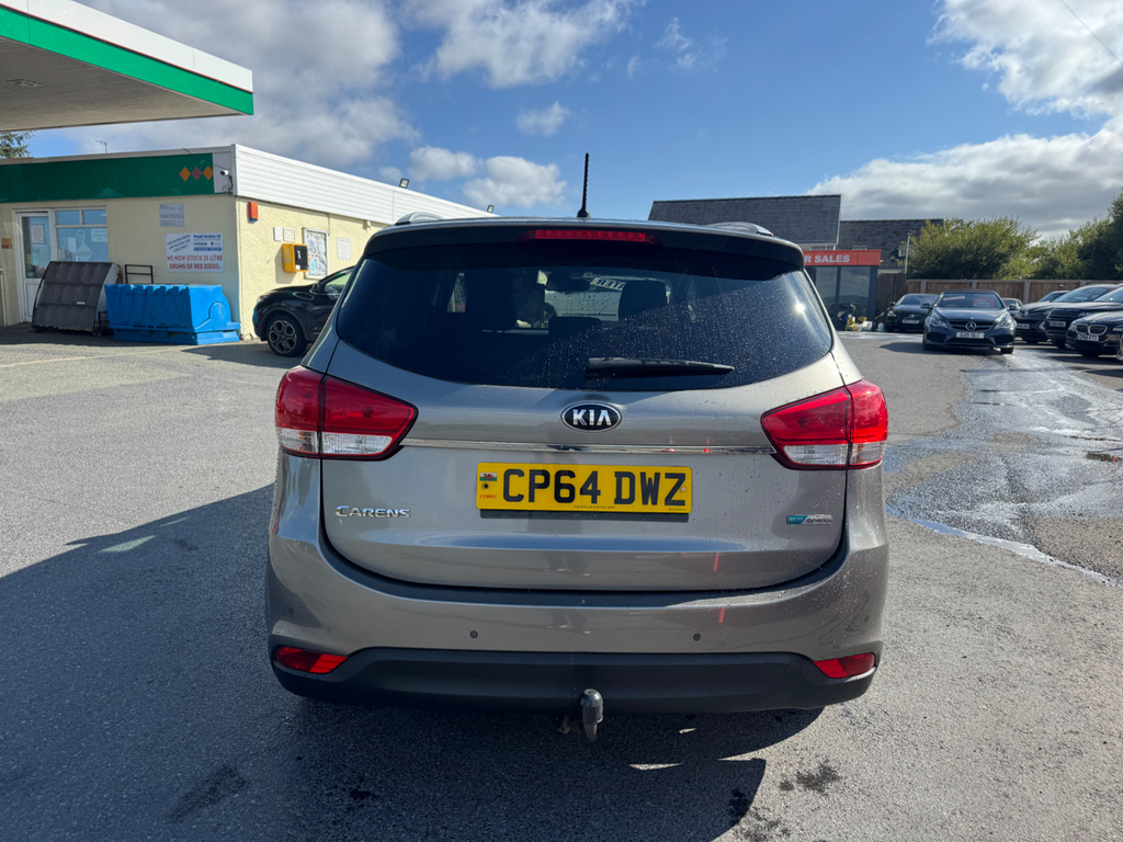Kia Carens 2 Ecodynamics 7 Seats 1.6I  #4