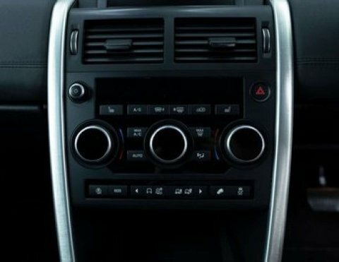 Land Rover Discovery Sport Se Tech White #50