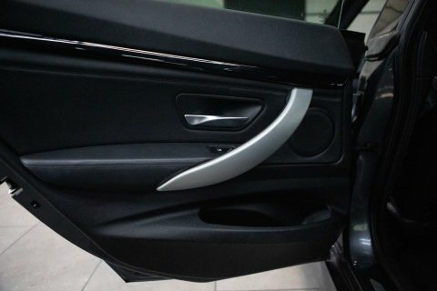 BMW 3 Series 318D Sport Blue #32