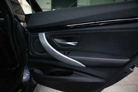 BMW 3 Series 318D Sport Blue #20