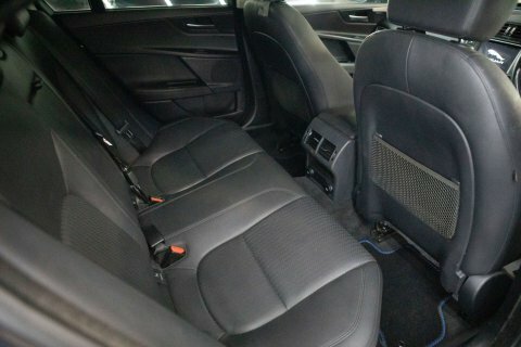 Jaguar XE 2.0D R-sport Saloon Euro 6 Ss Red #21