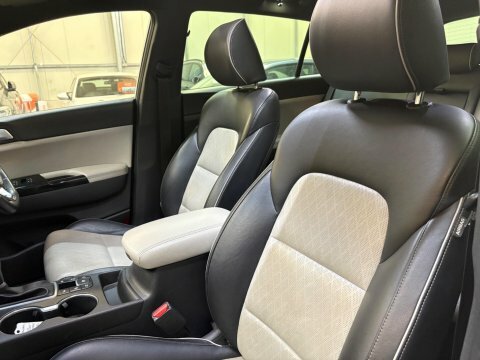 Kia Sportage Crdi 3 Isg 5-Door Black #11