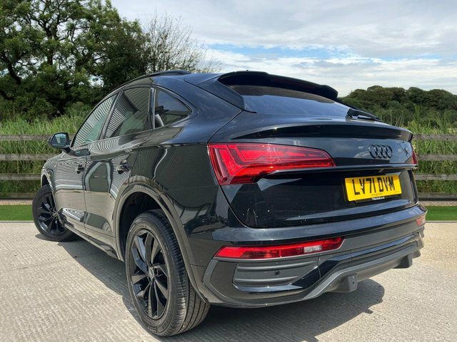 Audi Q5 Tdi 40 S Line Black #4