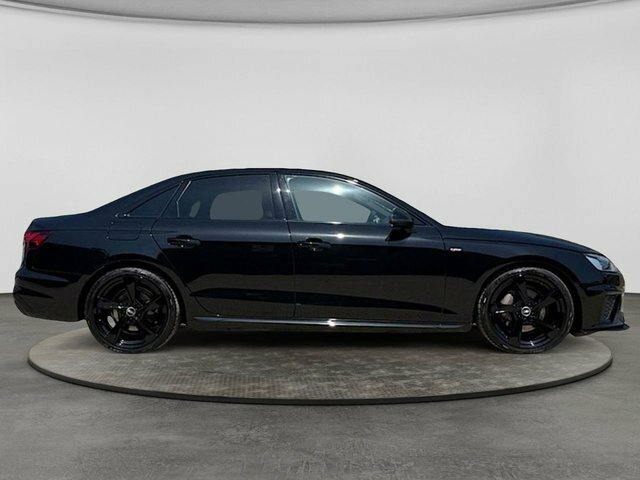 Audi A4 Tdi 35 S Line DG73FWZ Black #5