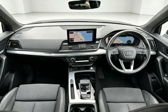 Audi Q5 Tdi 40 S Line Black #6