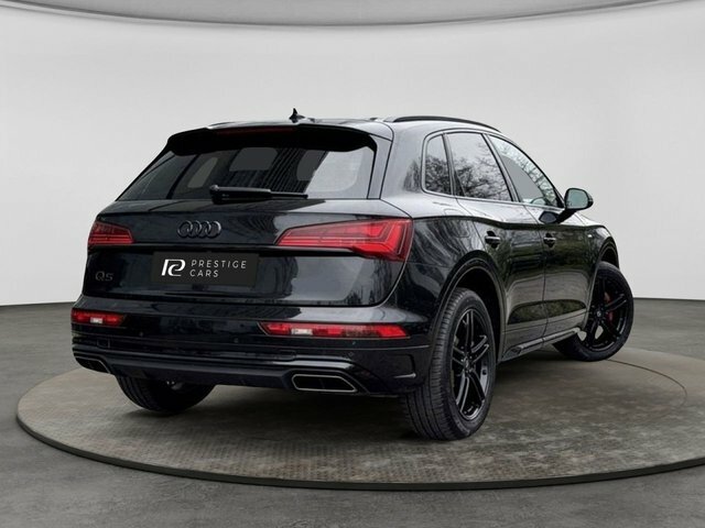 Audi Q5 Tdi 40 S Line Black #4