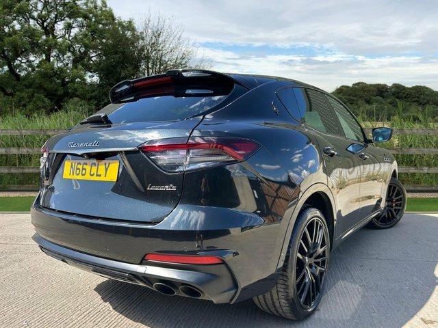 Maserati Levante V6 Modena Suv Black #2