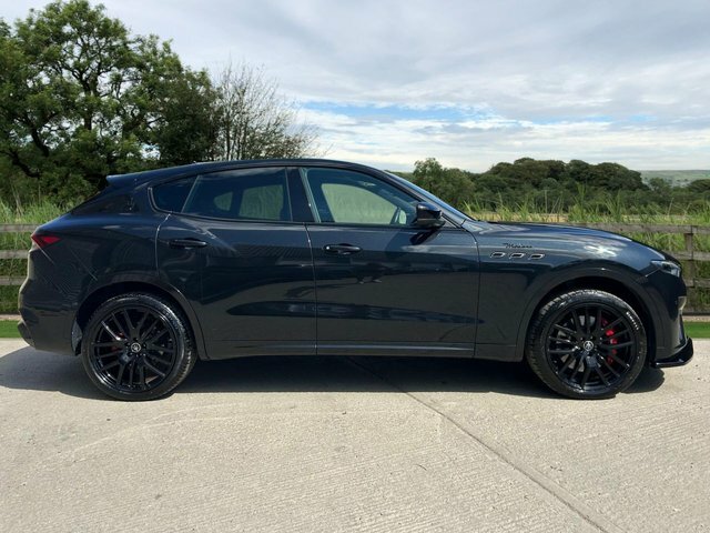 Maserati Levante V6 Modena Suv Black #5