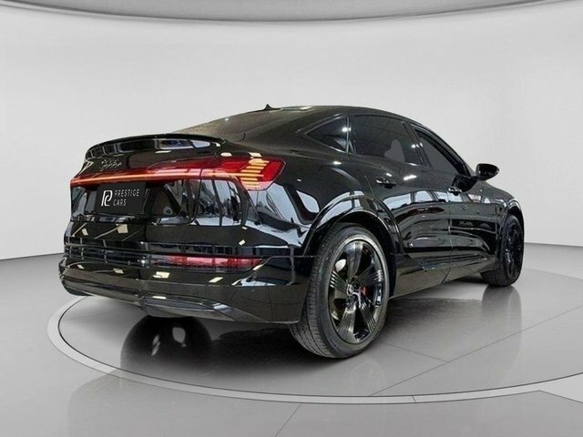 Audi E-Tron S S Line Sportback Black #4