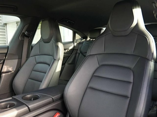 Porsche Taycan 79.2Kwh Saloon Black #6