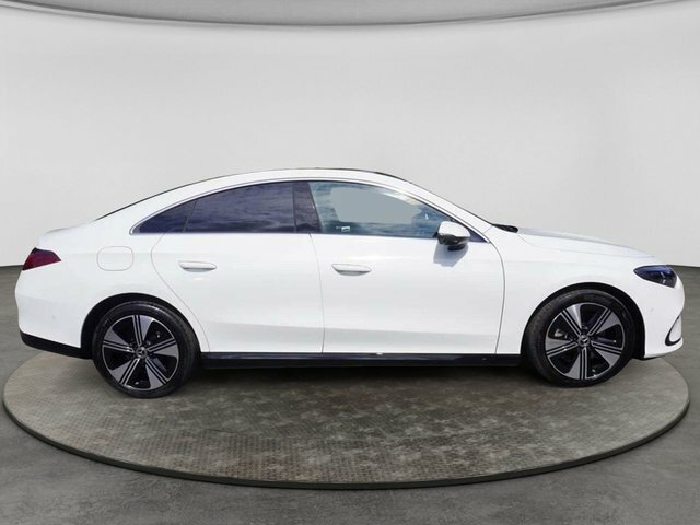 Mercedes-Benz CLA Class 85Kwh Sport Edition Saloon White #4
