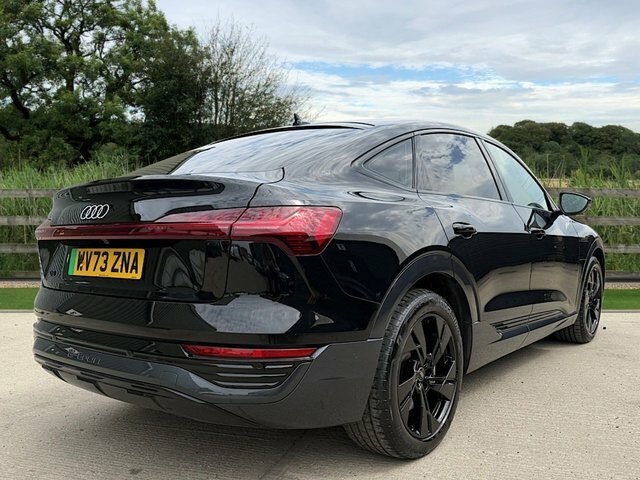 Audi Q8 e tron Sport Sportback Black #2
