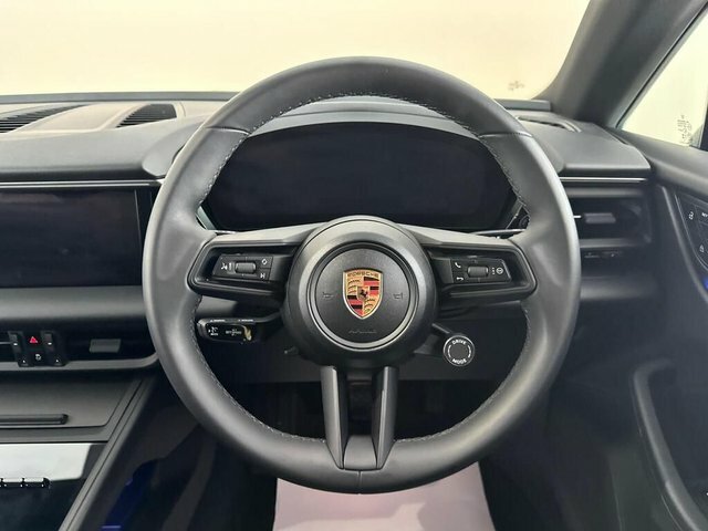 Porsche Macan Suv 5dr Electric Auto Black #6