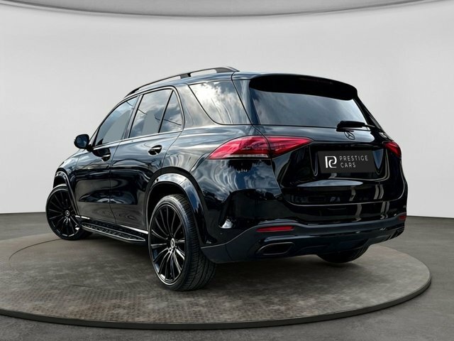 Mercedes-Benz GLE Class Gle400d Amg Line Premium Black #2