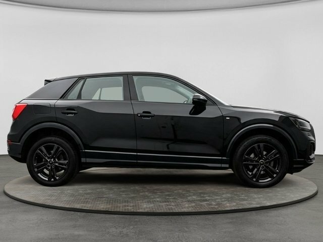 Audi Q2 Tfsi Cod 35 Sport Black #4