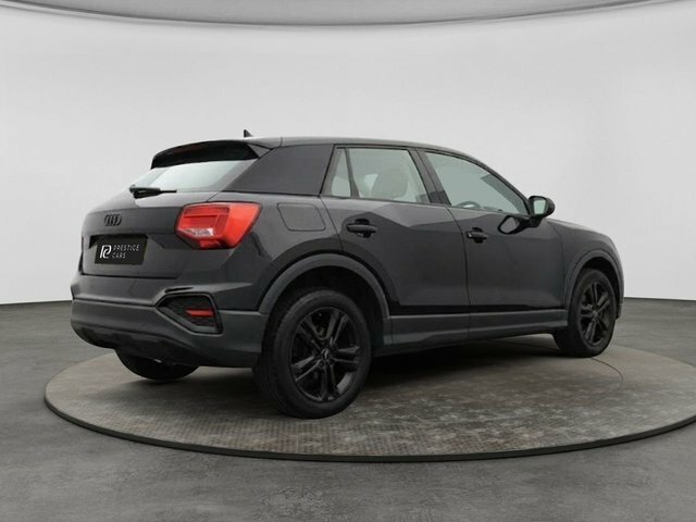 Audi Q2 Tfsi Cod 35 Sport Black #2