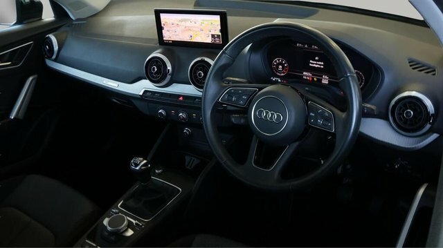 Audi Q2 Tfsi Cod 35 Sport Black #5
