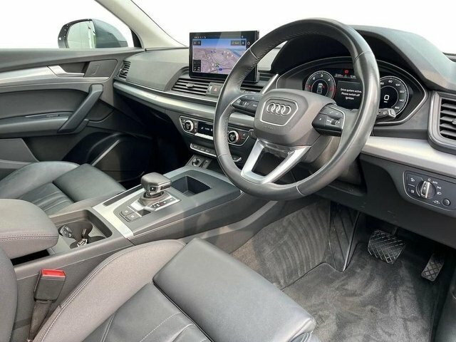 Audi Q5 Tdi 40 Sport Suv Black #6