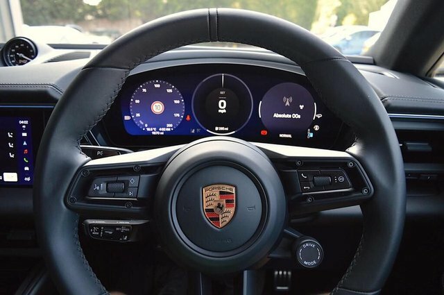 Porsche Macan 4S Suv Green #4