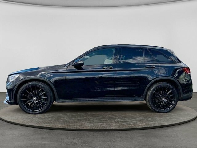Mercedes-Benz GLC Class Glc220d Amg Line Premium Black #4