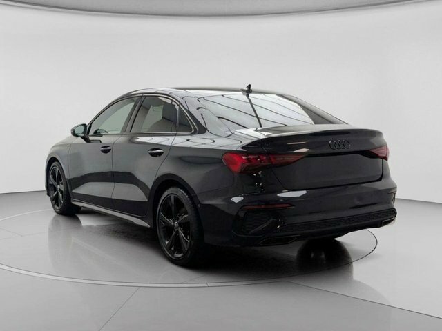 Audi A3 Tdi 35 S Line Black #4